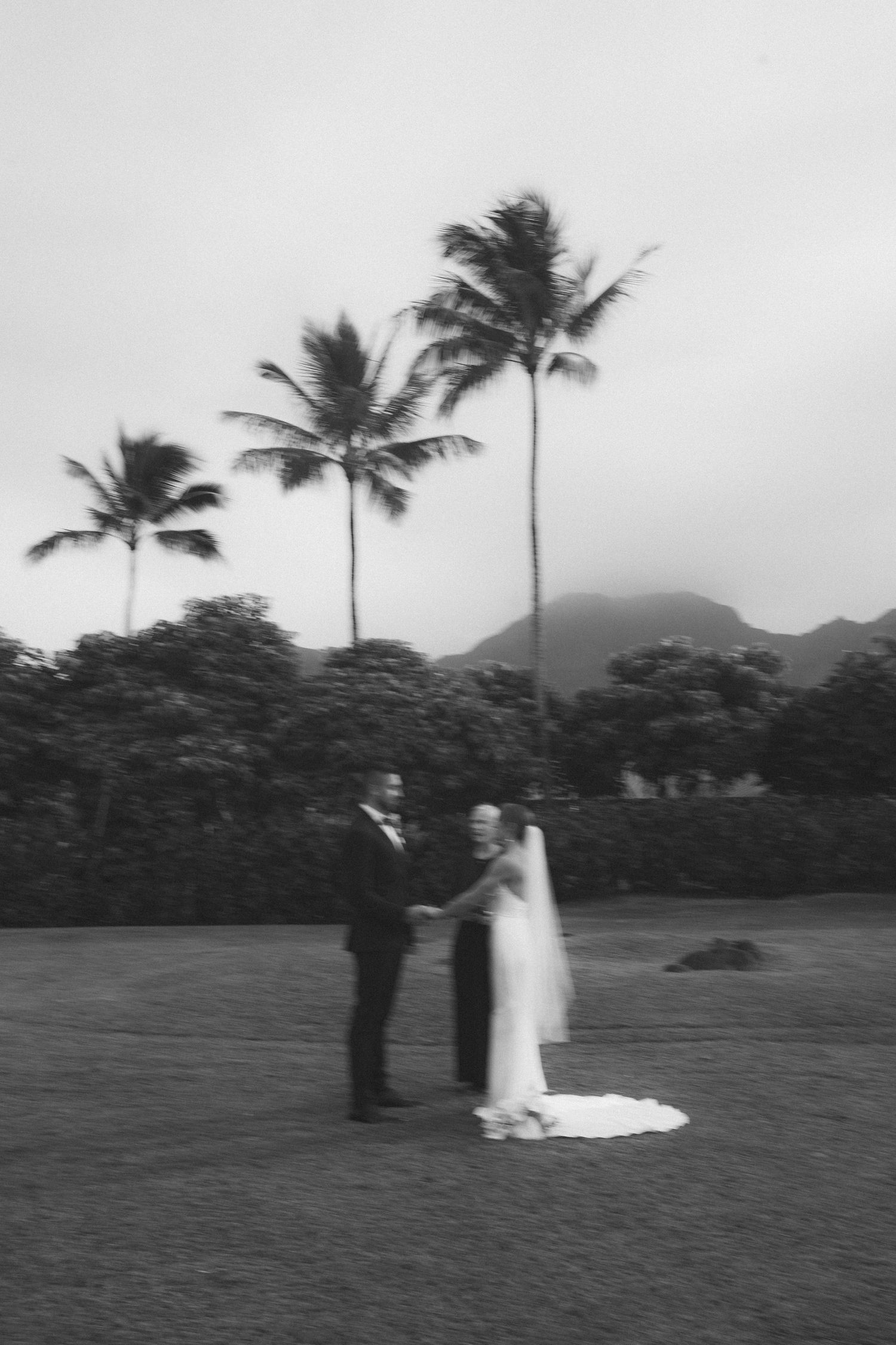 Bride and Groom getting married 1 Hotel Hanalei Bay