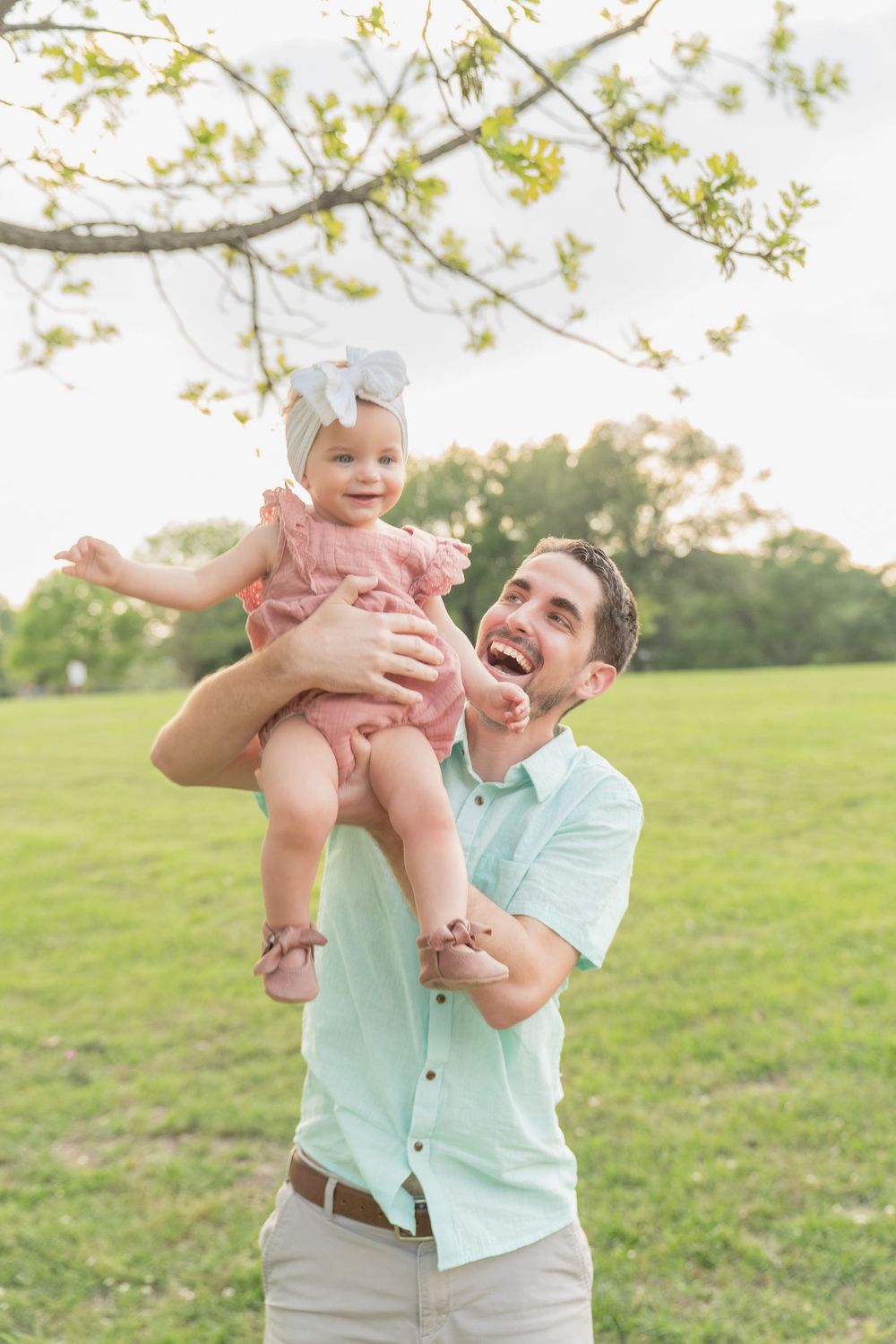 Family Photography Session in the park by Houston Photographer, Family Photoshoot in Jersey Village Houston