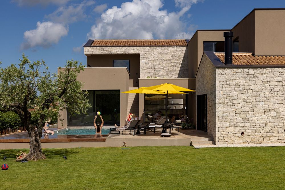 Villa deneb