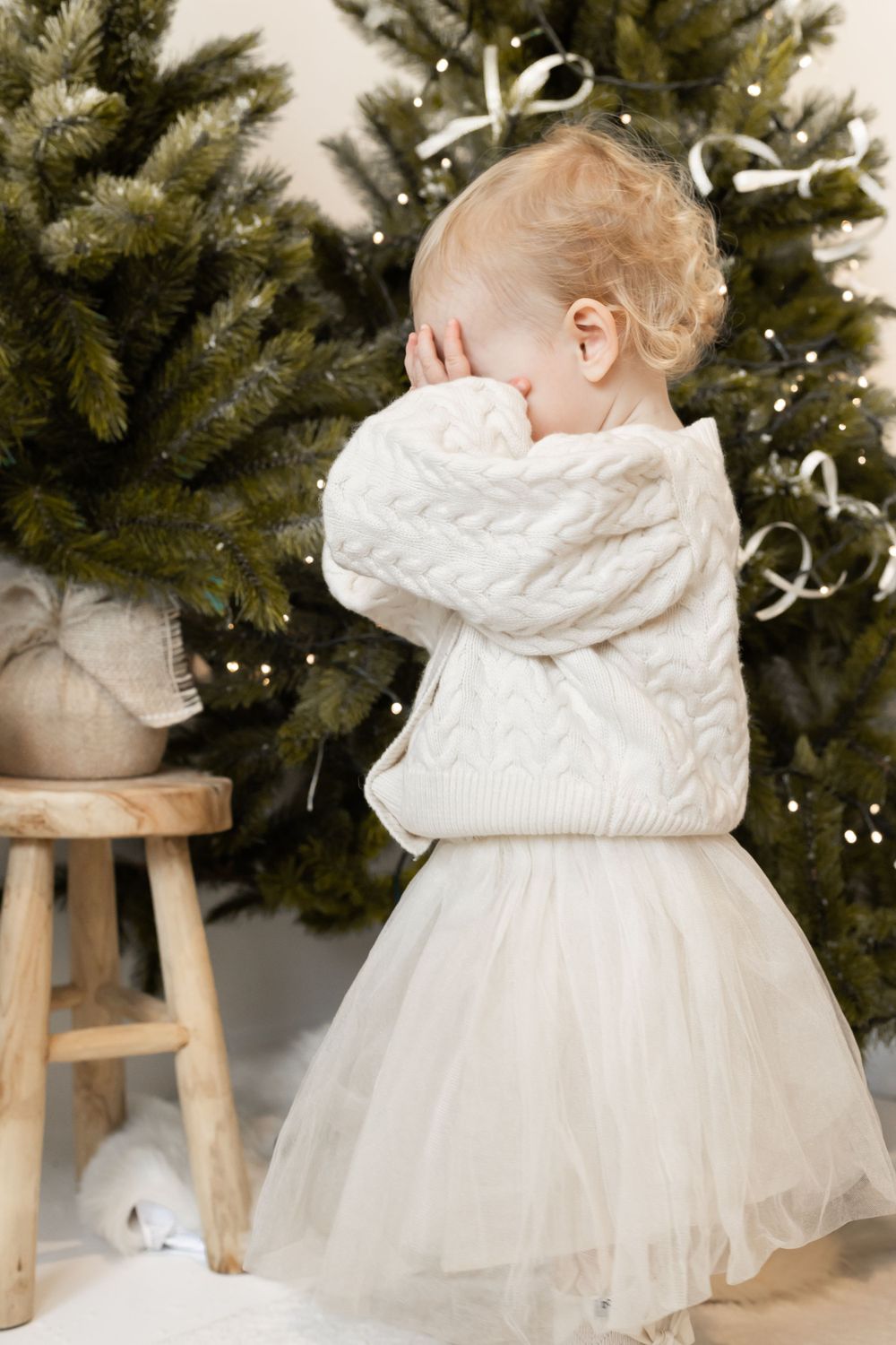 Christmas Mini’s in Kortrijk: sfeervolle kerstshoots voor gezinnen en kinderen. Warme, tijdloze kerstfoto’s vol liefde en gezelligheid.