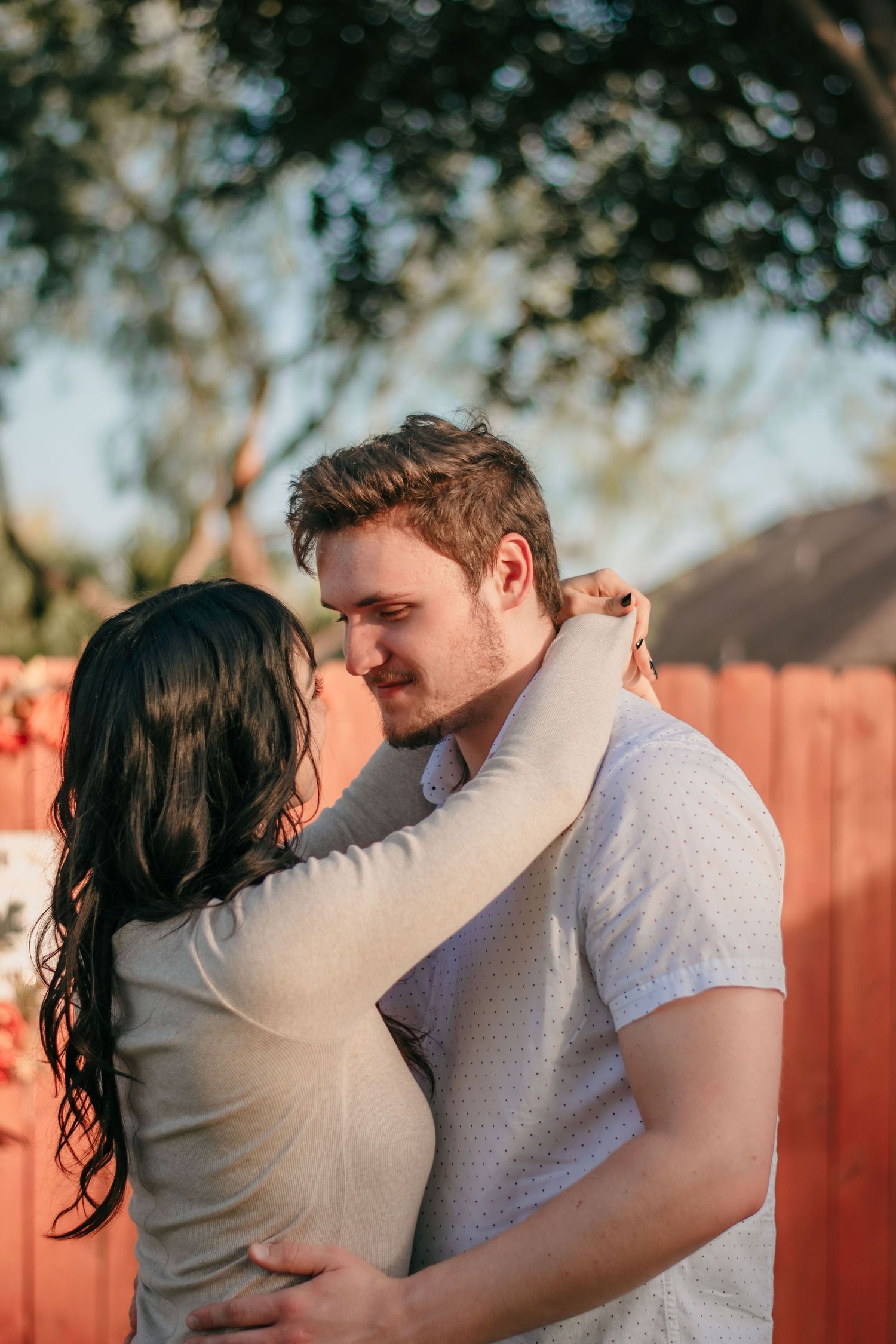 Couple looking lovingly at eachothers eyes.