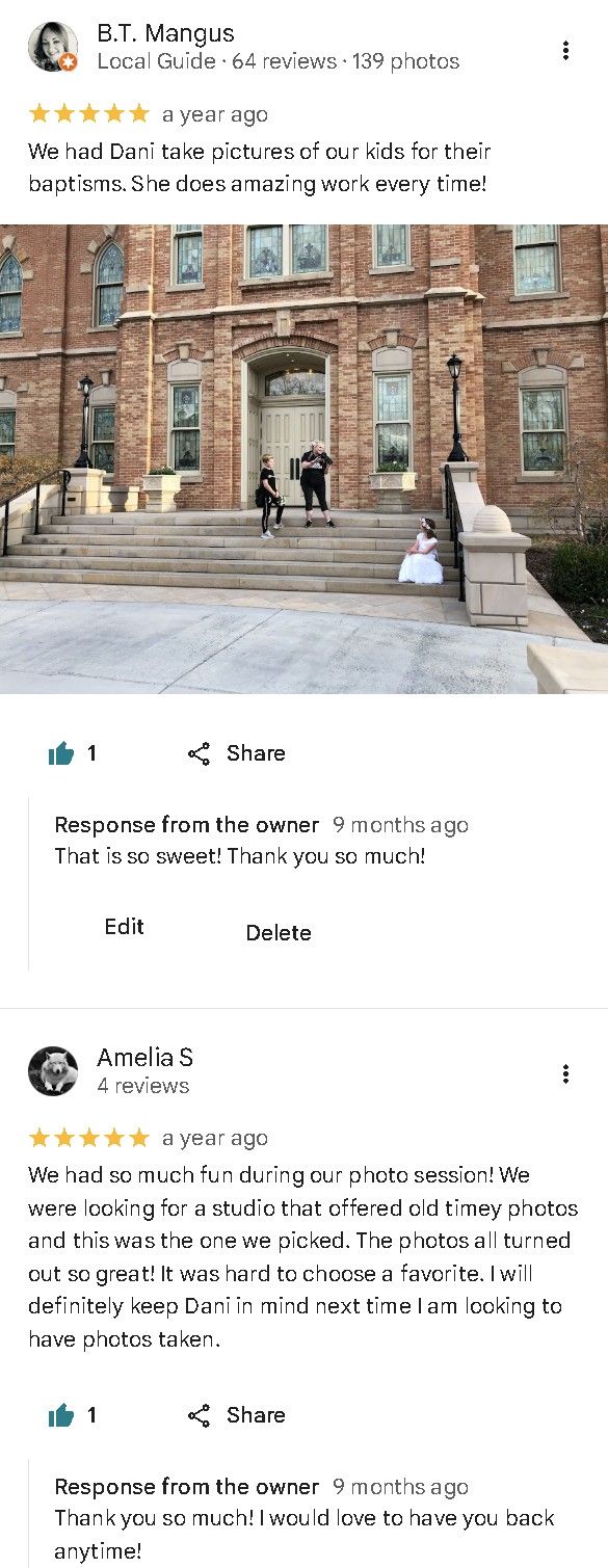 A screenshot of customer reviews and ratings for a photography business with 5 star ratings and positive feedback.