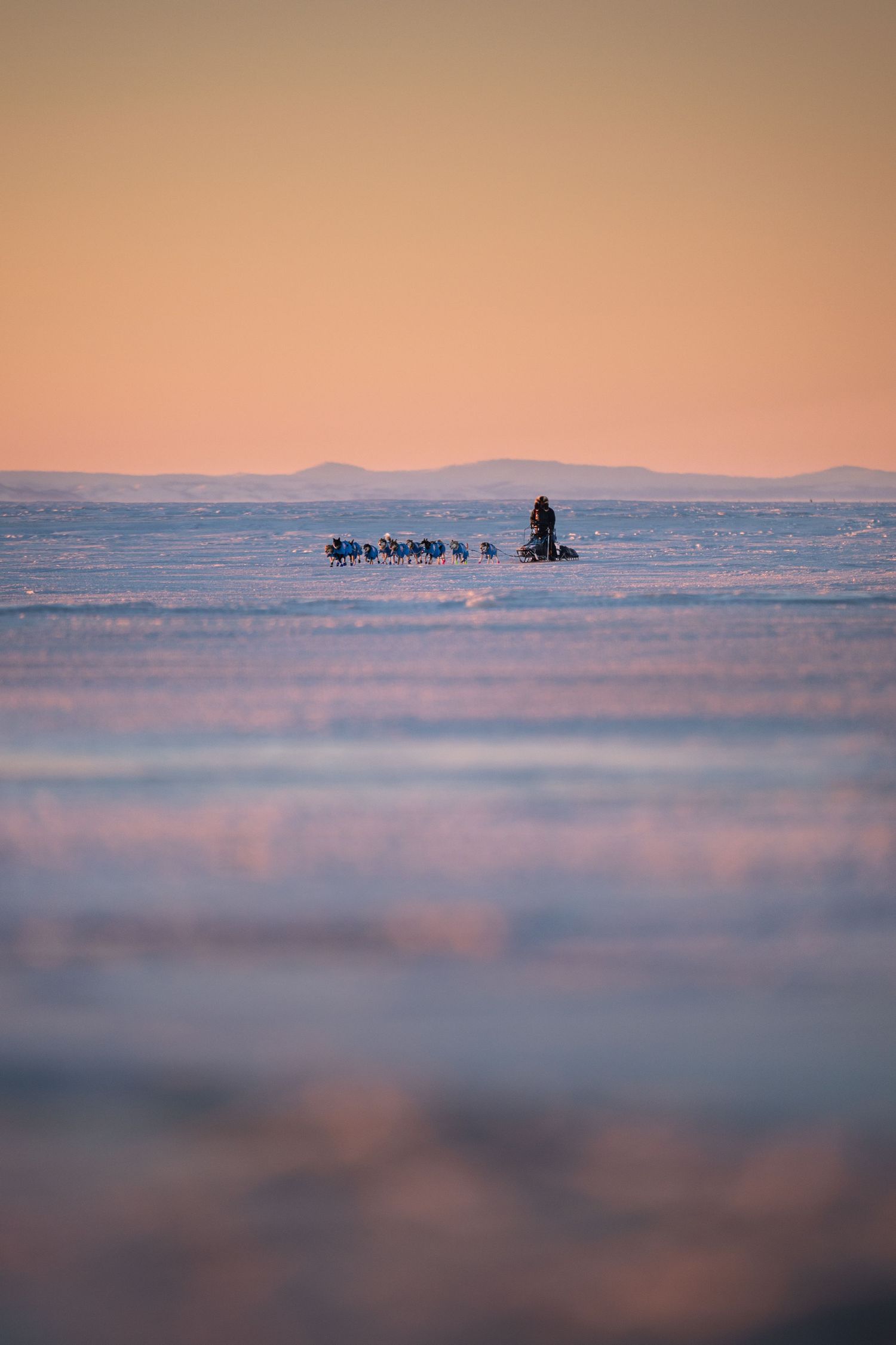 Siri Raitto documents outdoor adventure lifestyles for brands, commercial and editorial photography, the official Iditarod photographer