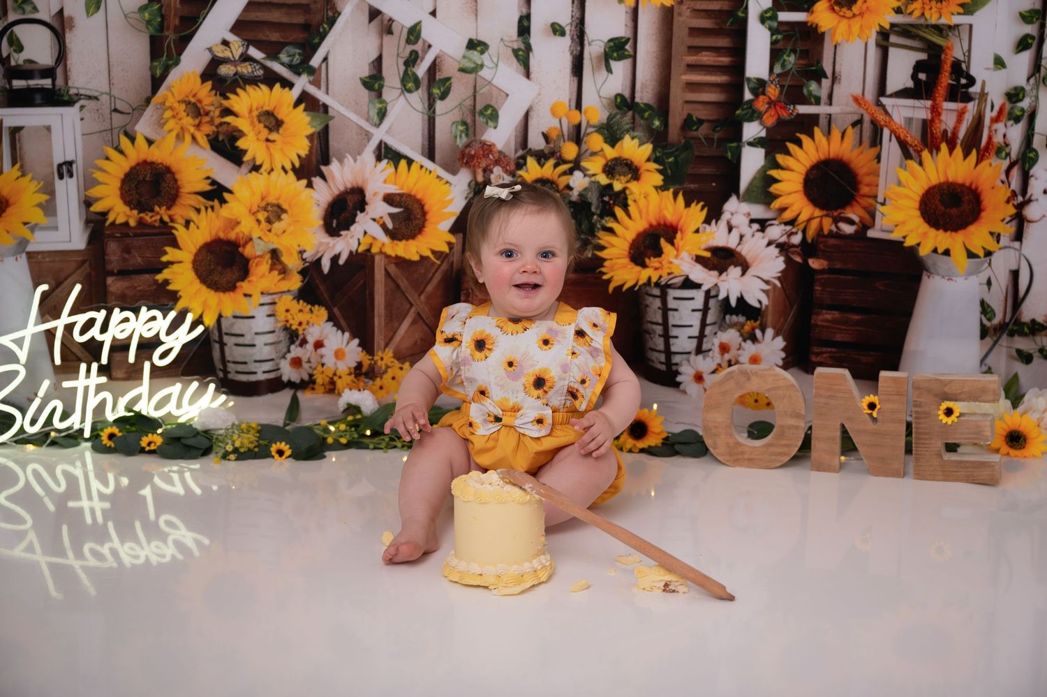 First birthday cake smash Aberdeen