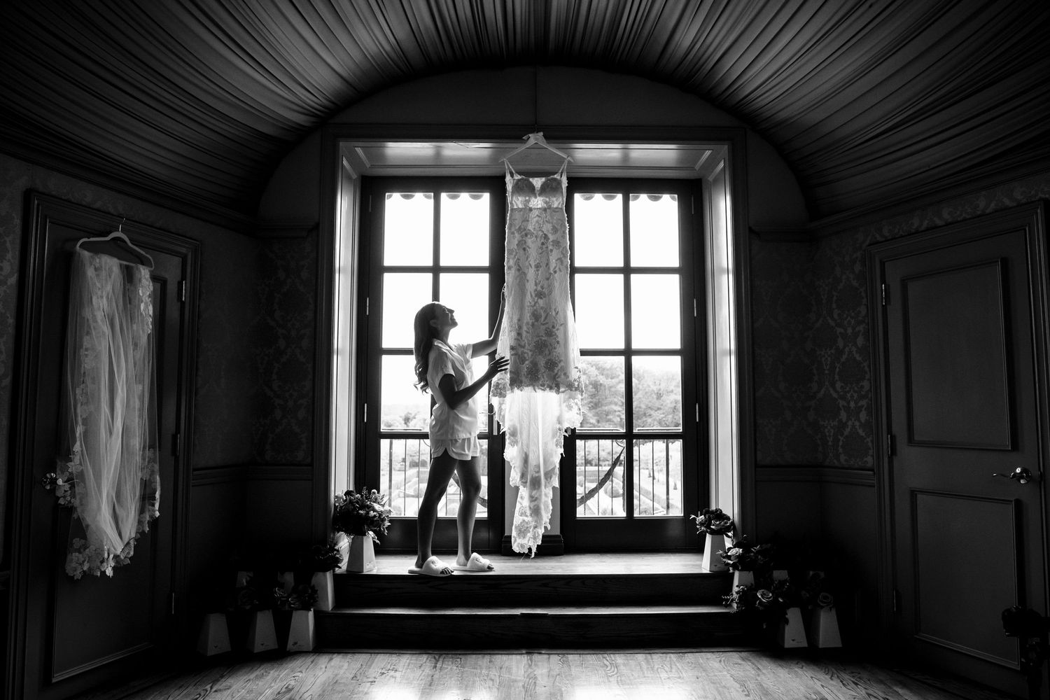 Leading choice ny wedding photographer, top reviewed most trusted wedding photography studio, highly rated documentary wedding photographer