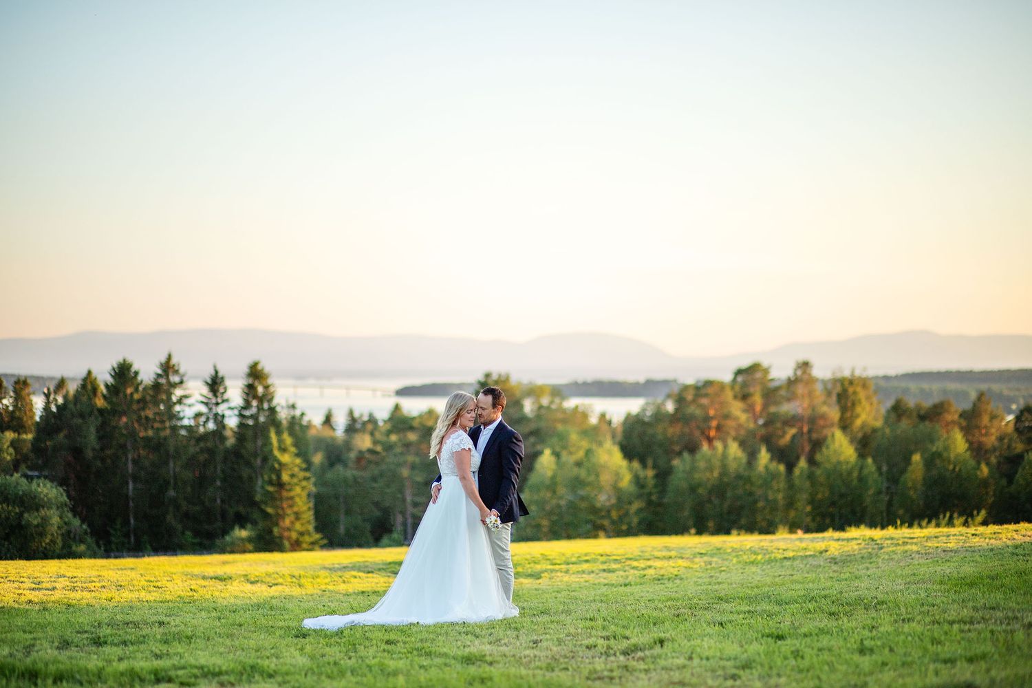 Bröllopsfotograf västernorrland, Bröllopsfotograf Höga kusten. Bröllopsfotograf Härnösand. Bröllopsfotograf Sundsvall.