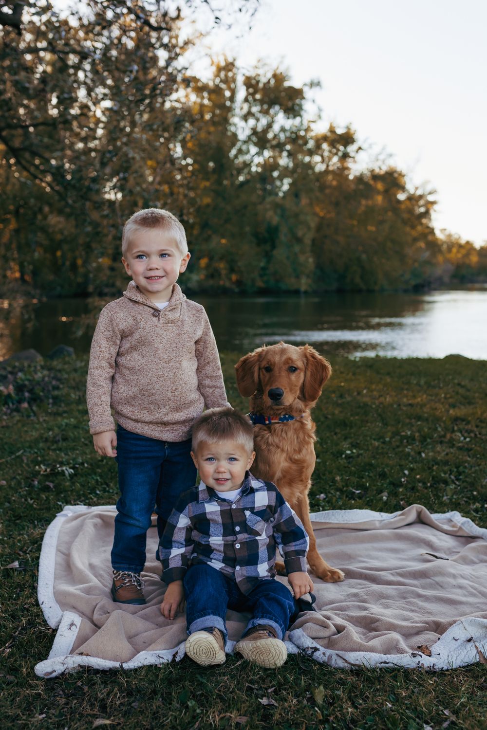 family photography with pets in central wisconsin