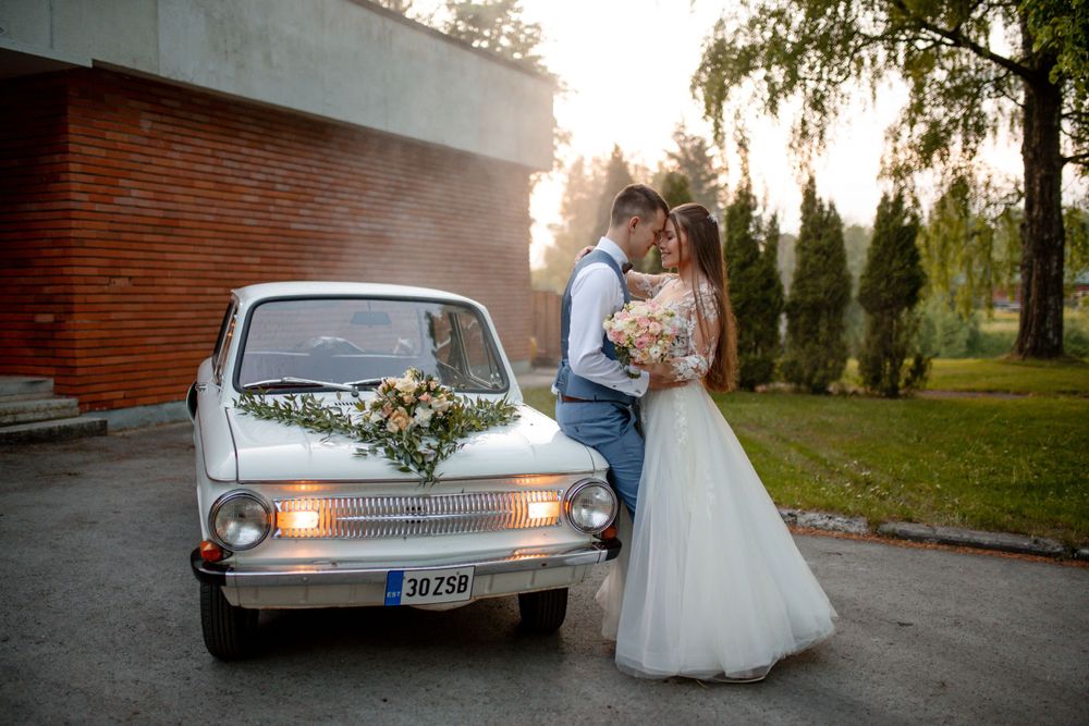 Pulma fotograafid Tallinnas Pidu kurtna sündmuskeskuses