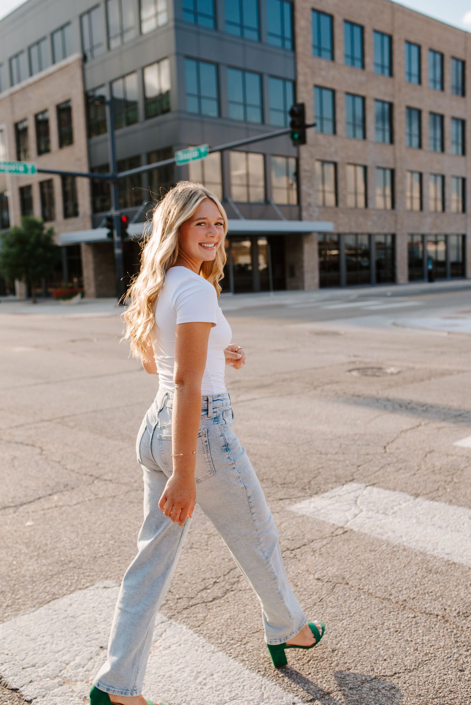 Senior pictures in downtown Wichita Kansas by Photographer Jessica Nadine Photography
