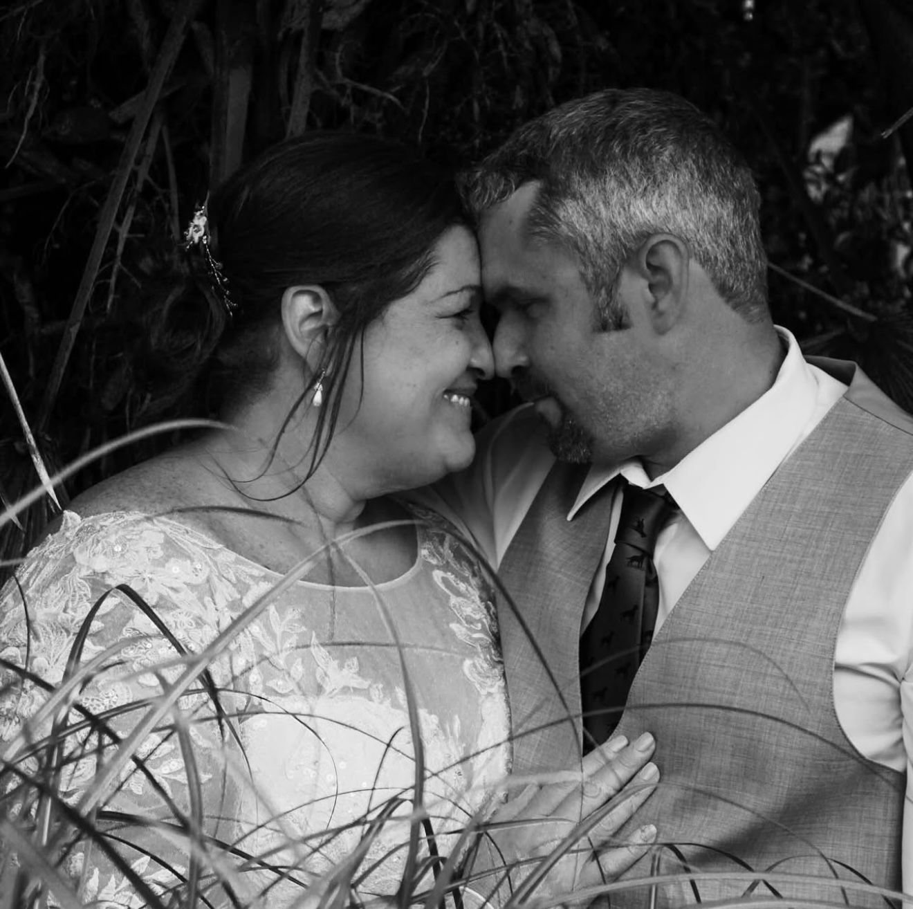 wedding, bride and groom, poses