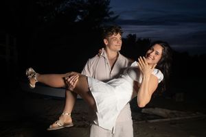 Sesiones Love Story que inmortalizan miradas gestos y momentos de tu relación con fotografía profesional en Puerto Rico, ponce San Juan