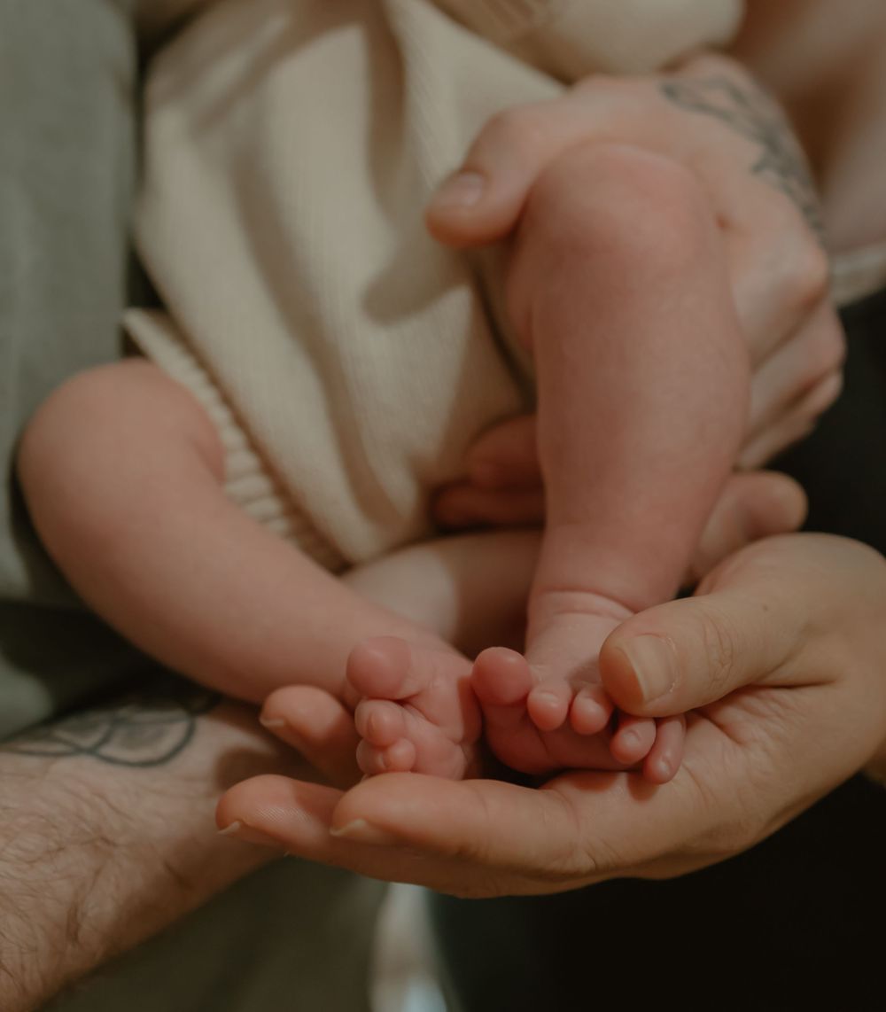 family, couples, newborns, in home session, lifestyle session, documentary session, motherhood
