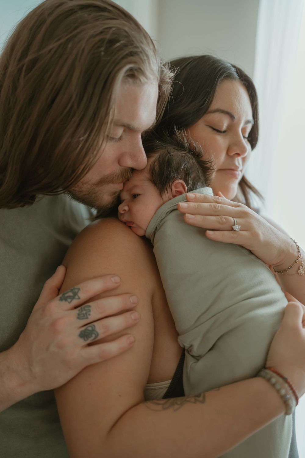 family, couples, newborns, in home session, lifestyle session, documentary session, motherhood