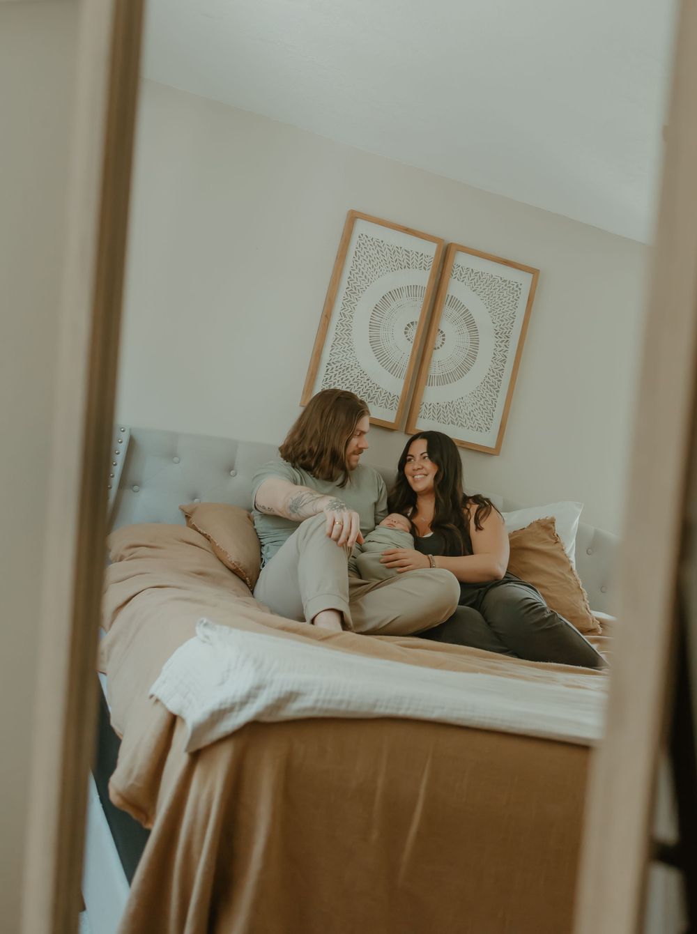 family, couples, newborns, in home session, lifestyle session, documentary session, motherhood
