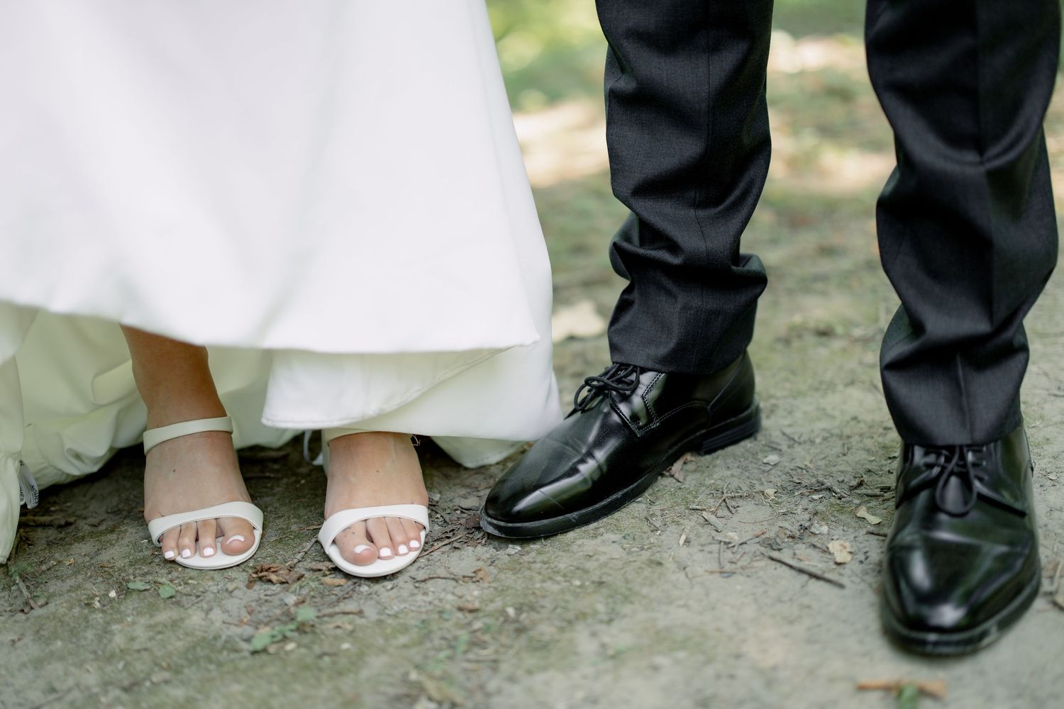 Editorial and documentary wedding photographer Toronto