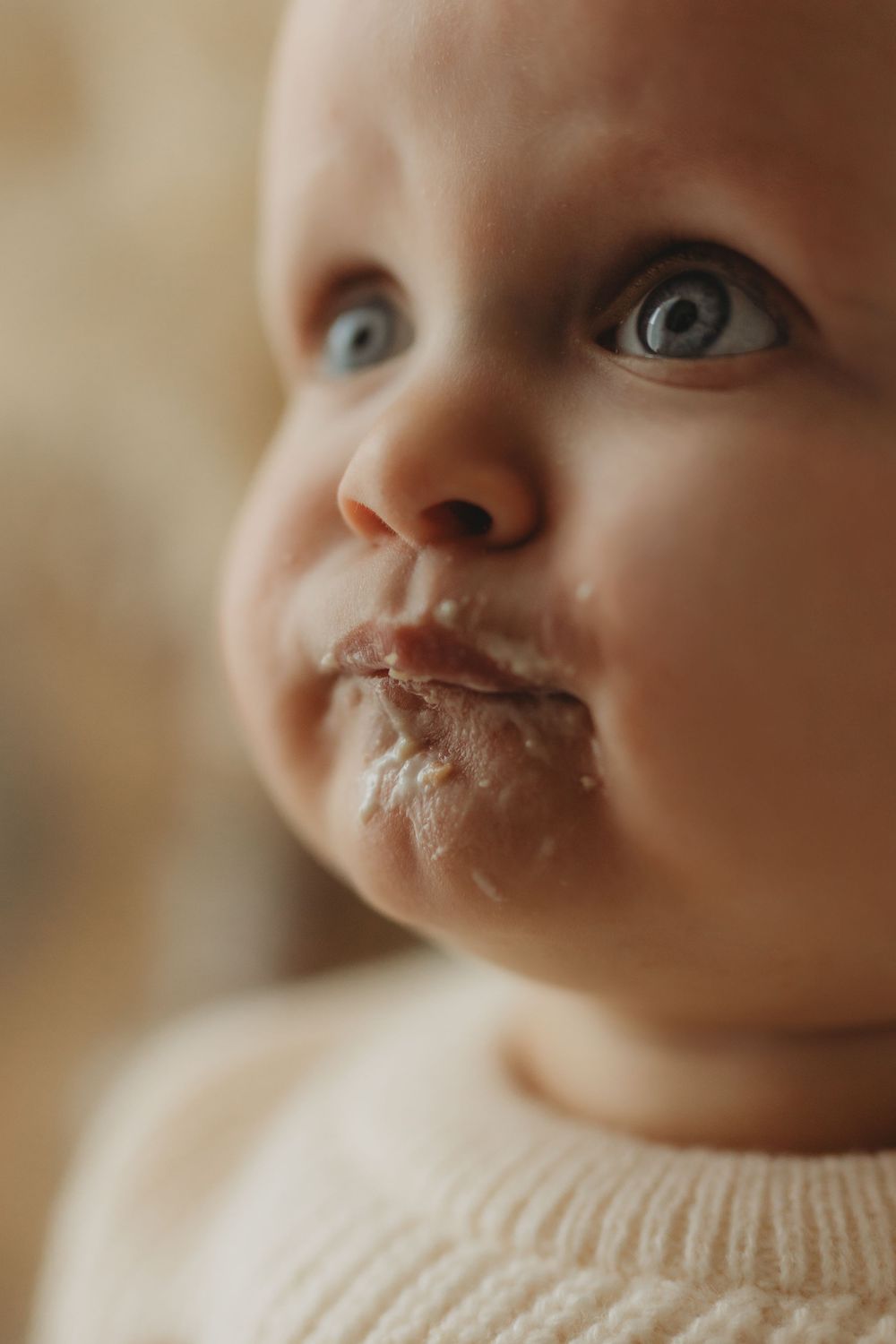 First birthday cake smash session in home studio Vilvoorde near Brussels