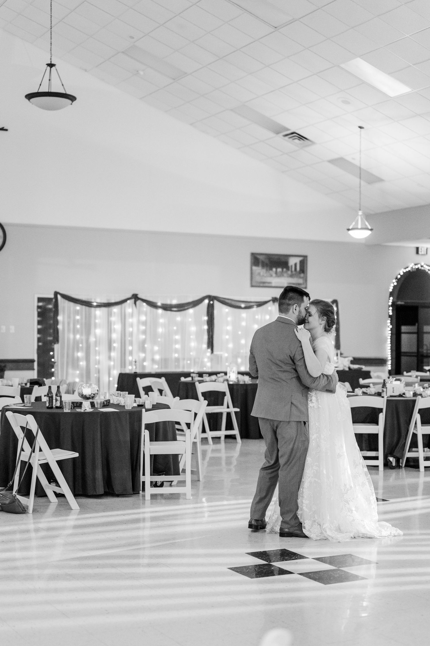 Wedding at St. Monica Catholic Church in Edmond, Oklahoma.