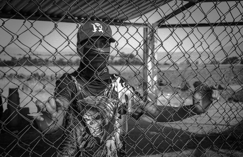 El Gigante - Ensayo fotográfico sobre la migración y casas abandonadas en Tlalpujahua, Michoacán | Gabriel Indra Camargo Indraxus