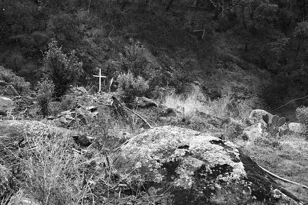 El Gigante - Fotografía analógica (Canon Elan) de paisajes de migración en México | Gabriel Indra Camargo Indraxus