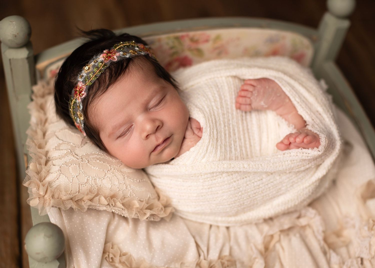 Newborn photography session, baby girl asleep on a blanket. Elizabeth Lang Photography Cloverdale Surrey Vancouver.