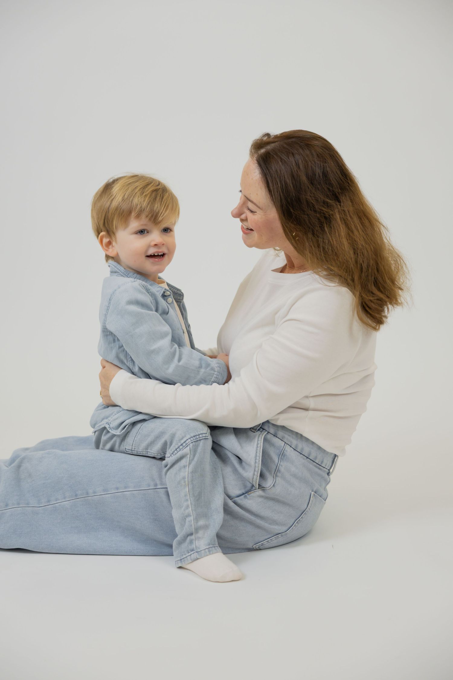 Mothers day photoshoot in Norwich, Norfolk by snapsbyleigha | mama and me photoshoot | mothers day gift