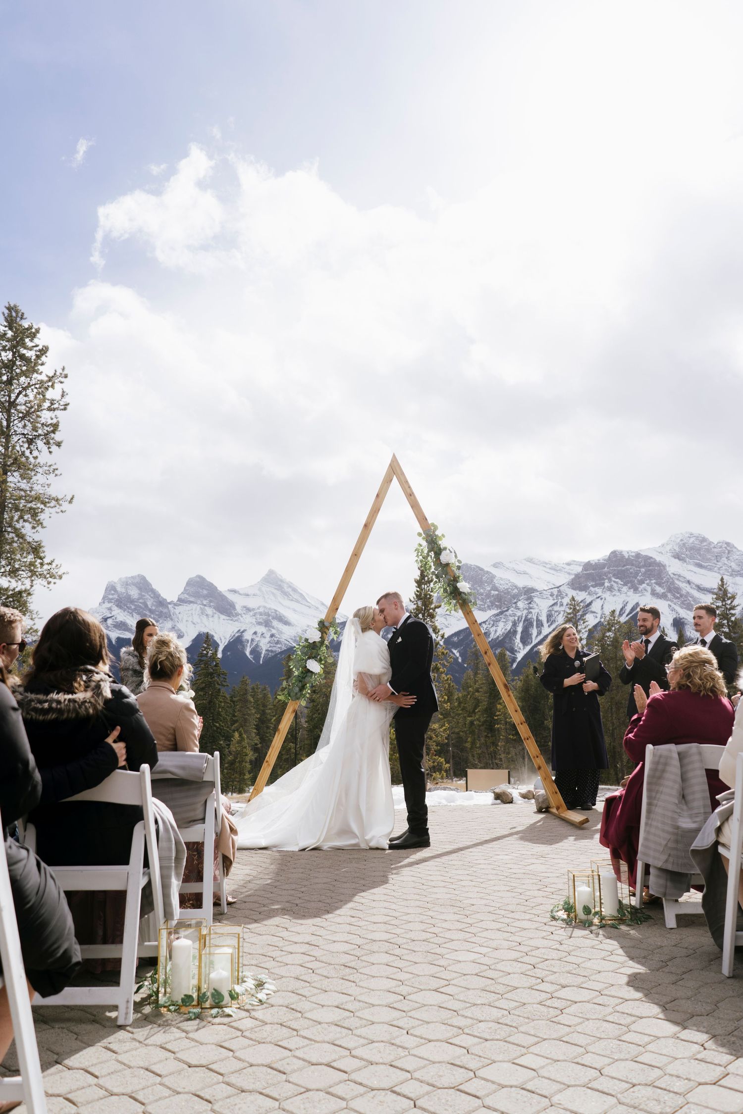 Silvertip Resort Canmore Wedding
Silvertip Resort Canmore Wedding Photographer