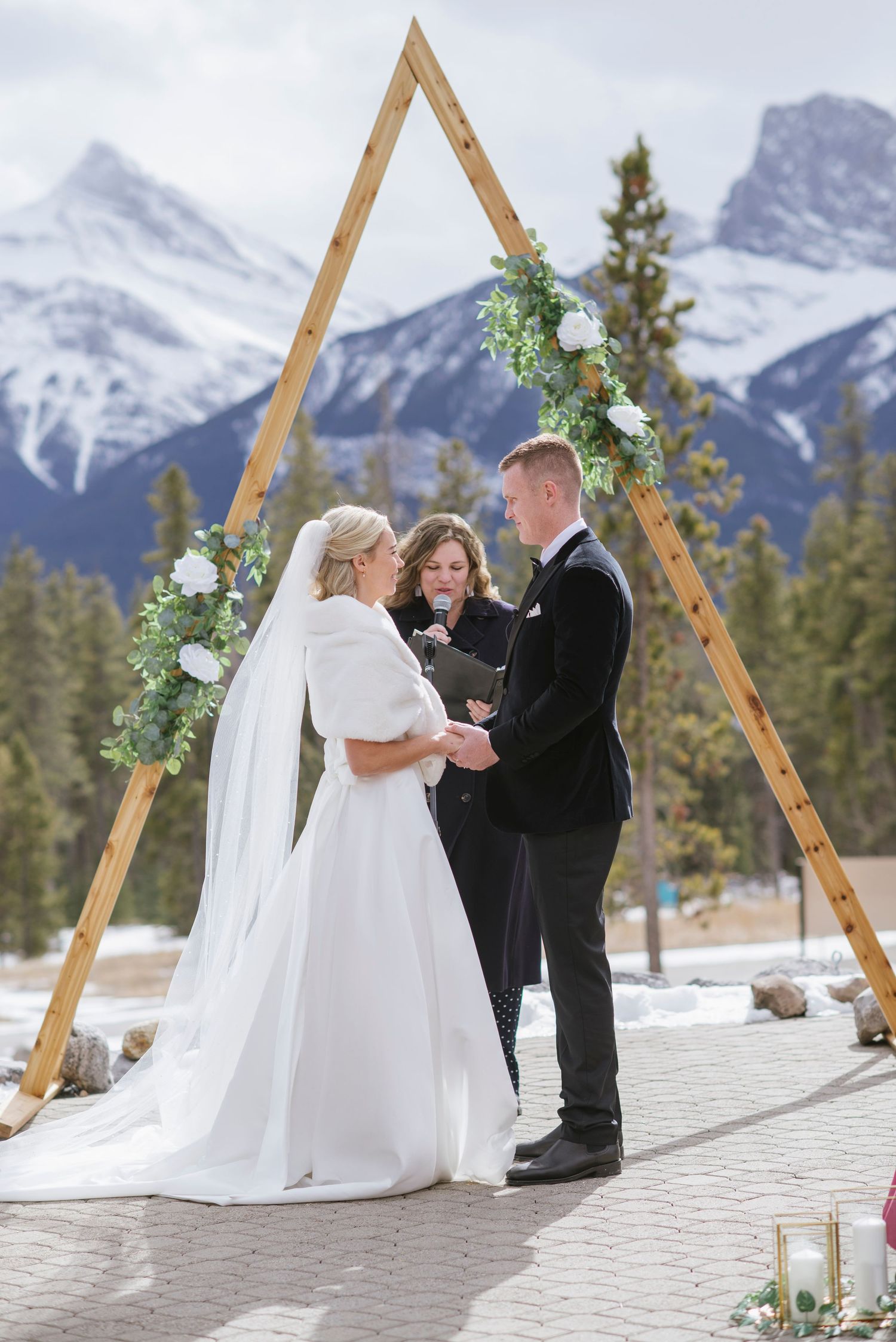 Silvertip Resort Canmore Wedding
Silvertip Resort Canmore Wedding Photographer
