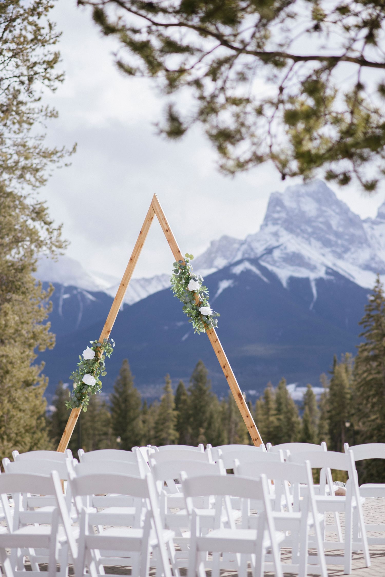 Silvertip Resort Canmore Wedding
Silvertip Resort Canmore Wedding Photographer