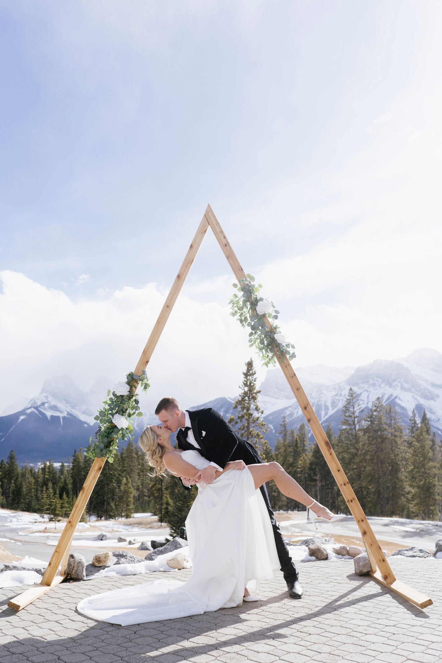 Silvertip Resort Canmore Wedding
Silvertip Resort Canmore Wedding Photographer