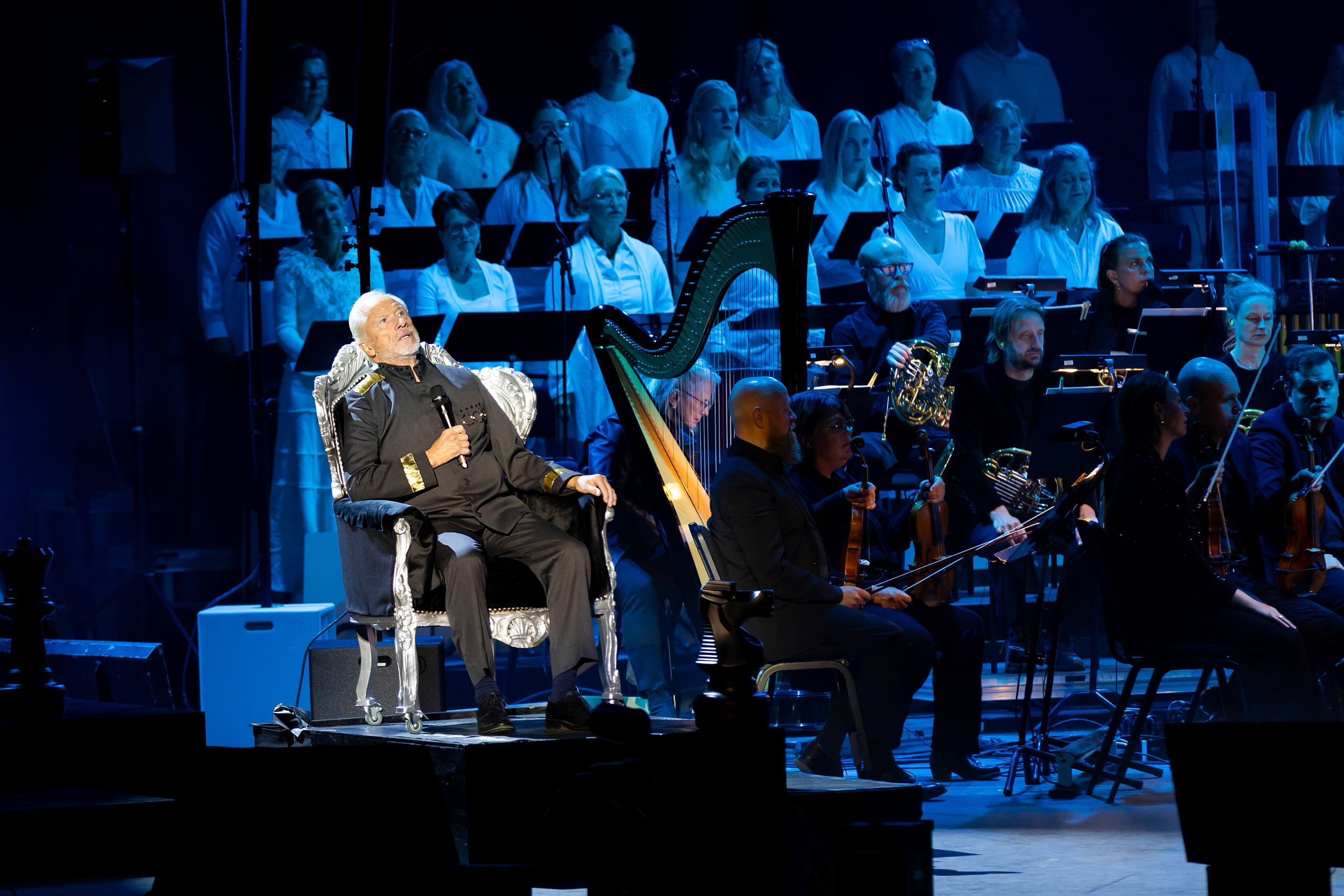Chess in Concert på Dalhalla. Tocca Entertainment. Fotograf Rebecca Nordin. Loa Falkman.