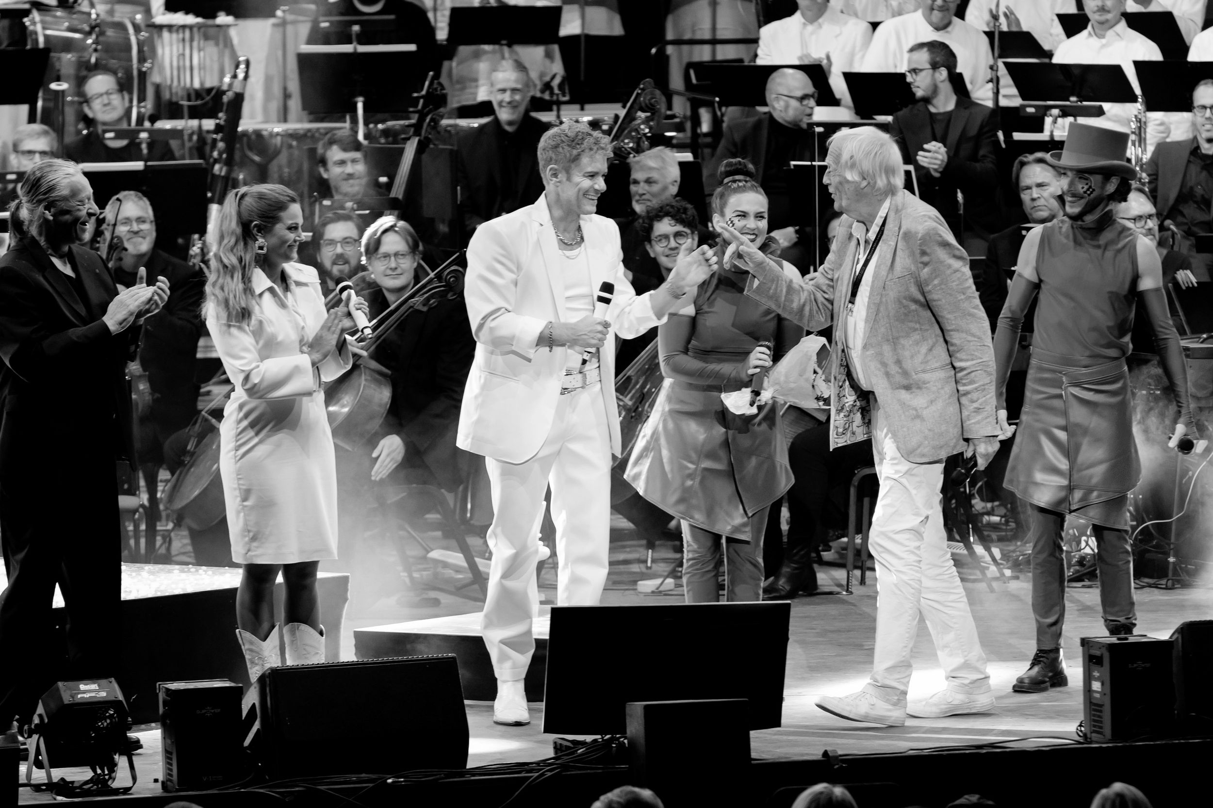 Chess in Concert på Dalhalla. Tocca Entertainment. Fotograf Rebecca Nordin. Peter Johansson och Sir Tim Rice.