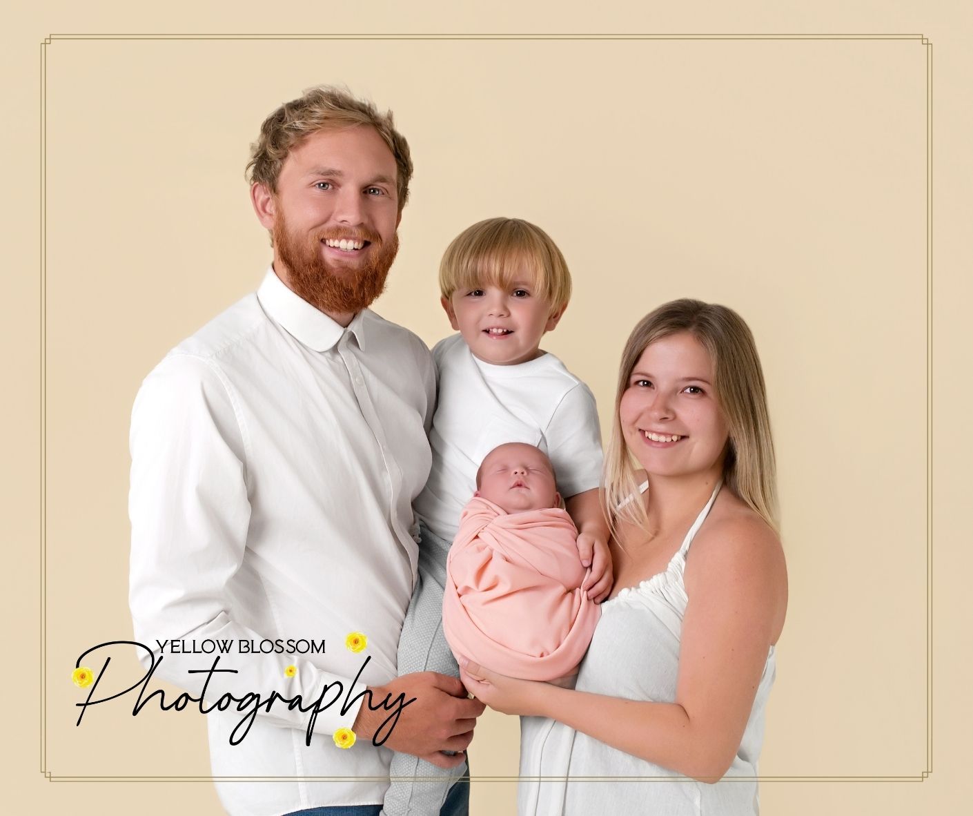 Family portrait with young children – Cambridgeshire photography studio