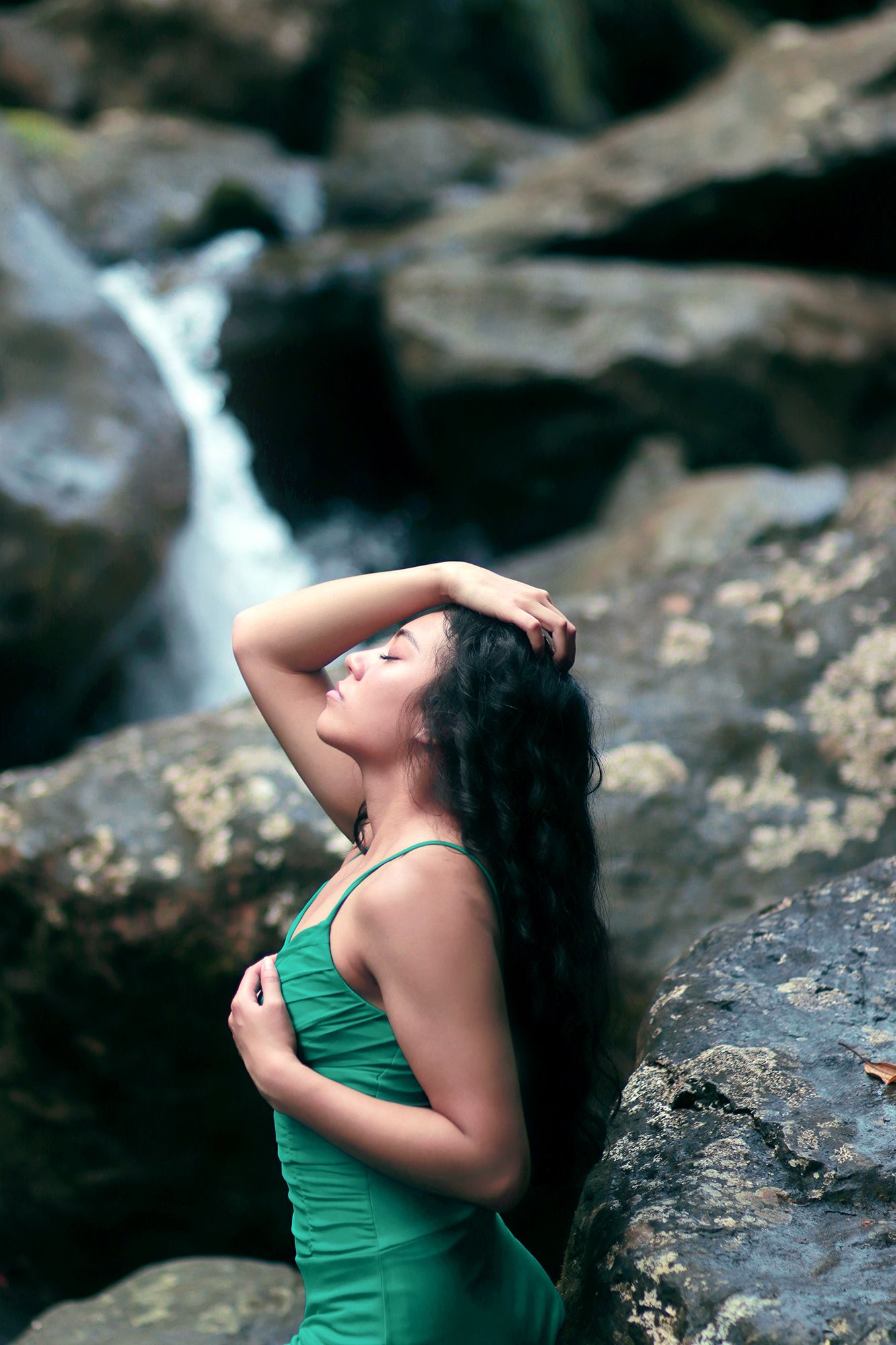 Puerto Rico Photographer. Albert Ray Photo. Rainforest Photoshoot. Portraits. Book Now. Waterfall Photoshoot. Editorial. El Yunque. Fashion