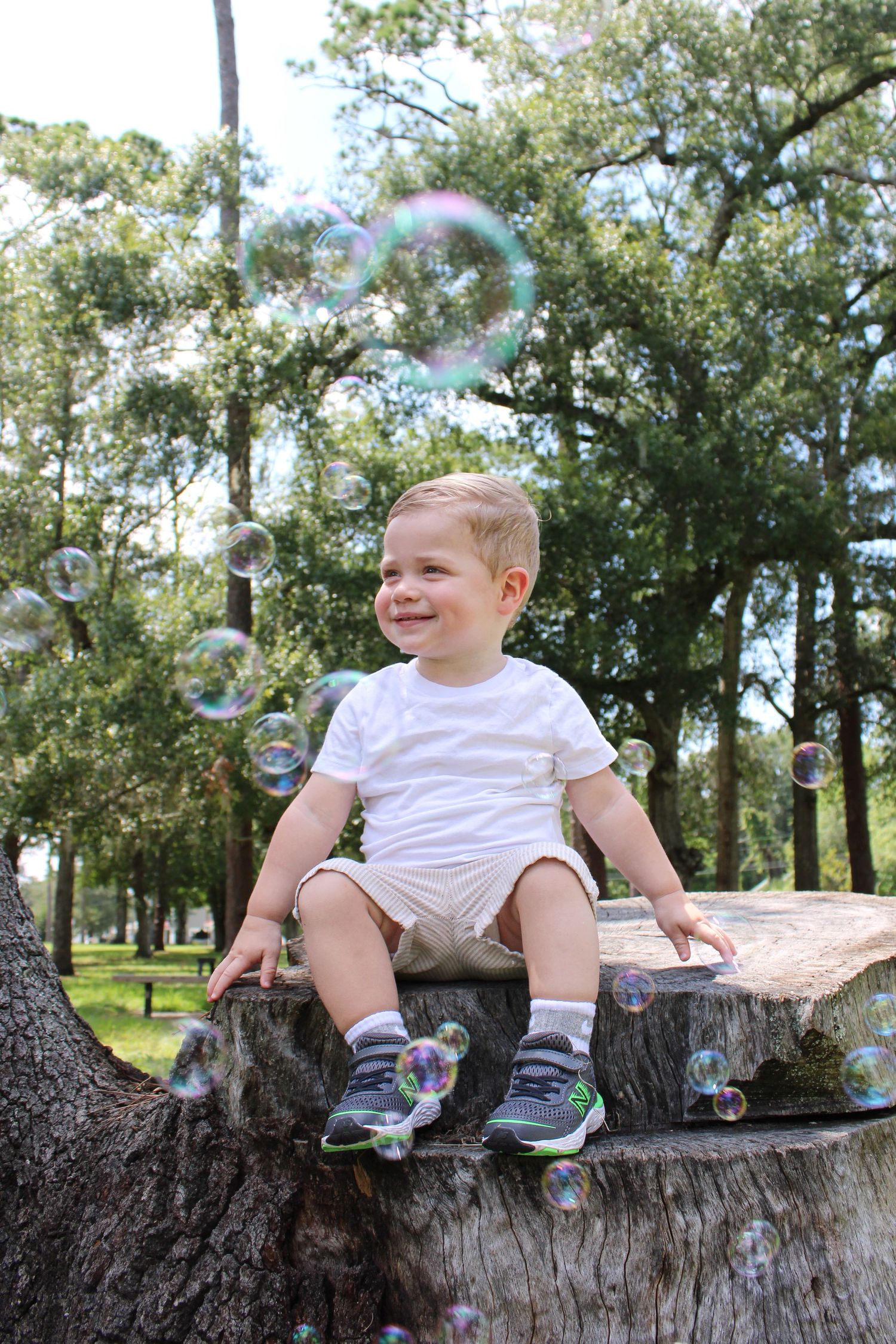 Family photo session in Orlando, Florida – captured by Lucy Knox Photography.