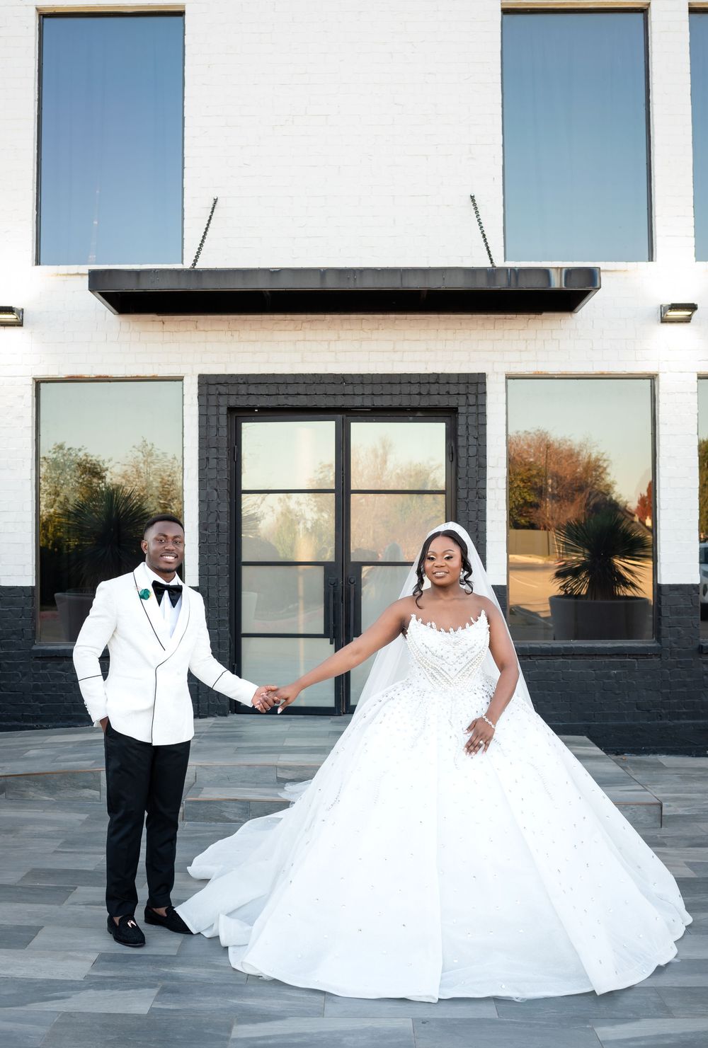 The Hamptons Event Venue wedding photographer in DFW