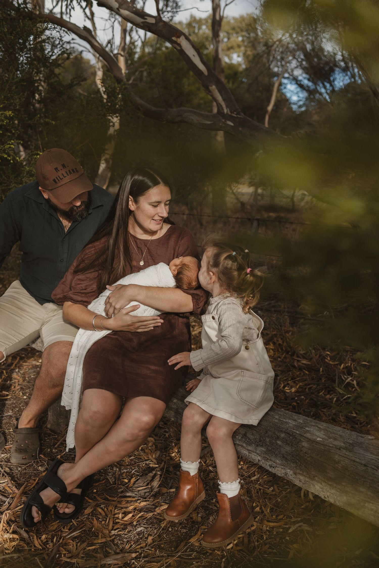 Geelong Lara Torquay Ocean Grove Barwon Heads newborn maternity pregnancy family motherhood couples photographer photography photoshoot