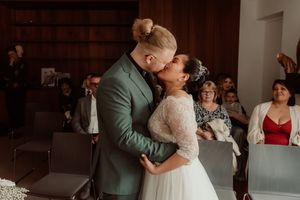 Servizi fotografici per coppie e matrimoni  
Racconti visivi autentici per coppie innamorate. Servizi foto wedding e love story  Bolzano