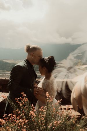 Servizi fotografici per coppie e matrimoni  
Racconti visivi autentici per coppie innamorate. Servizi foto wedding e love story  Bolzano