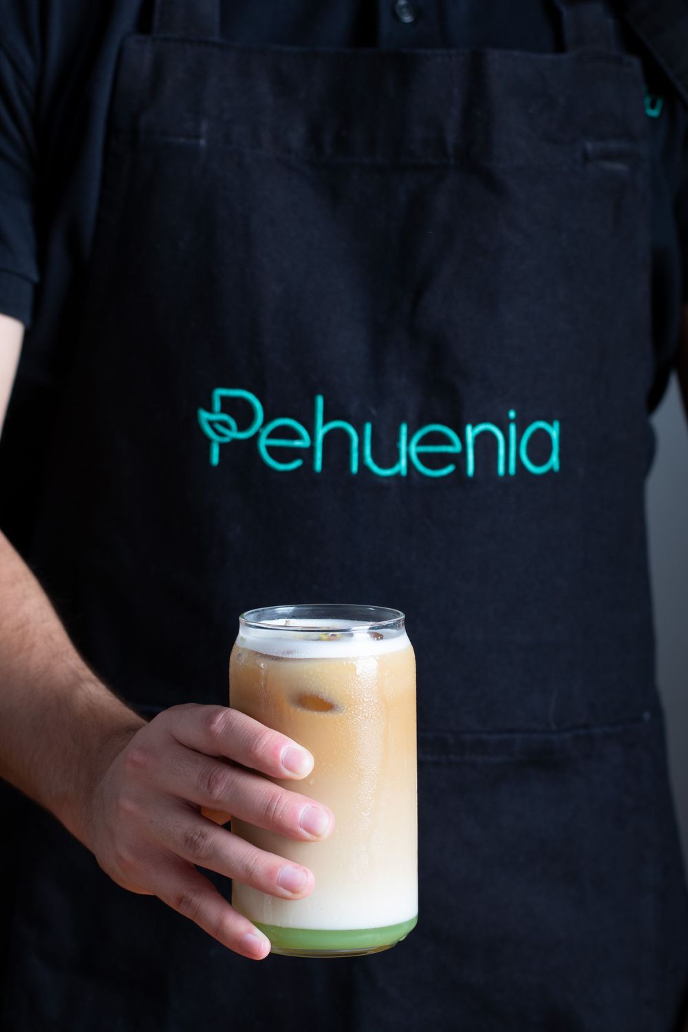 Trago de café con syrup de pistacho Pehuenia. Laura Ordoñez Fotos.