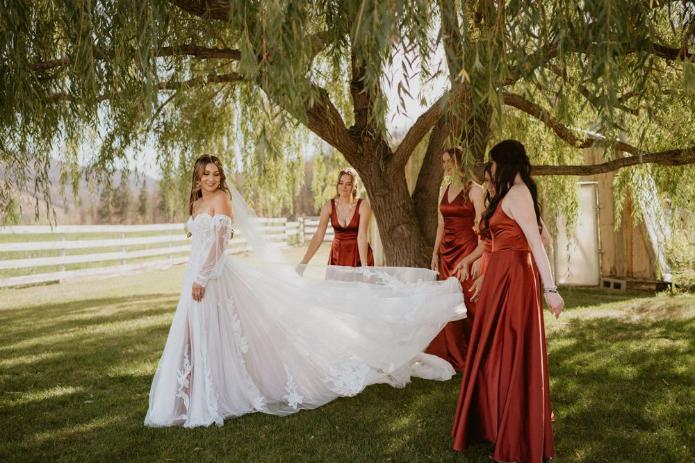 Kamloops Wedding Photographers ~ Beautiful rustic wedding in Kamloops BC