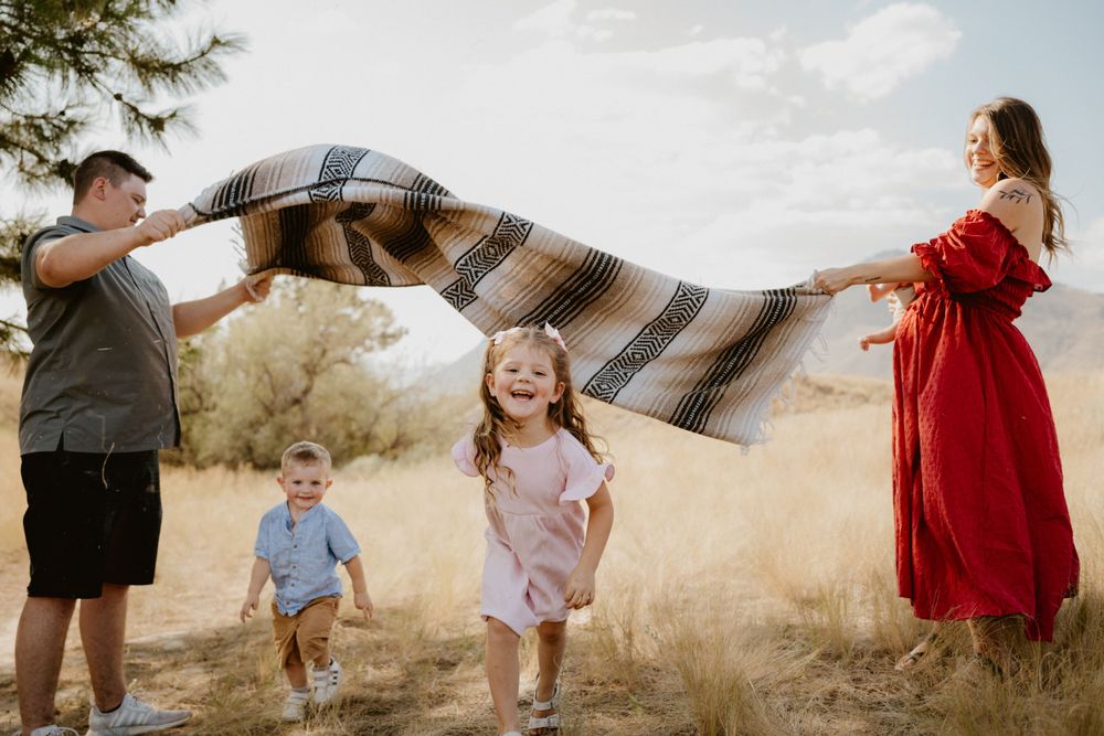 Kamloops family photographers ~ making each session fun and memorable