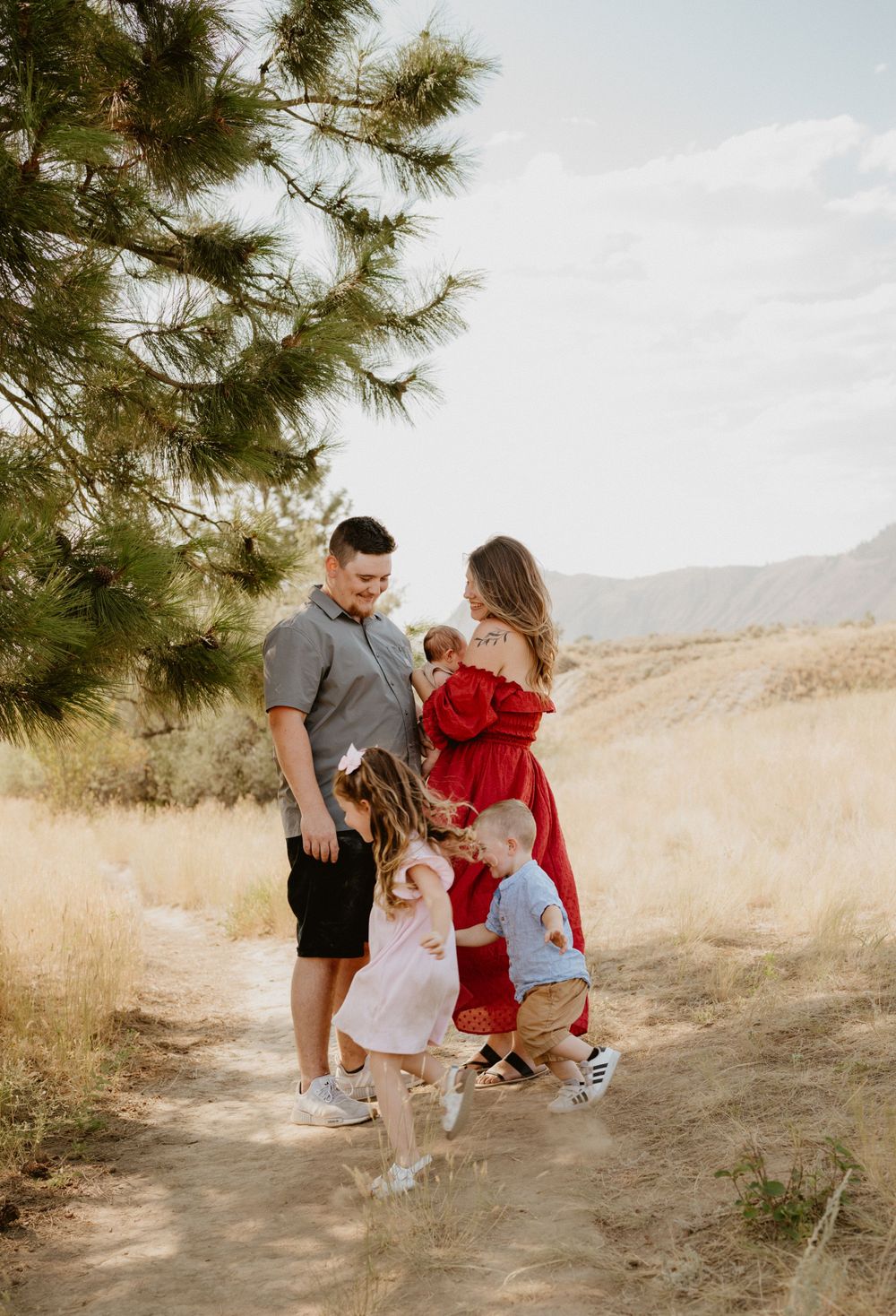 Kamloops family photographers ~ making each session fun and memorable