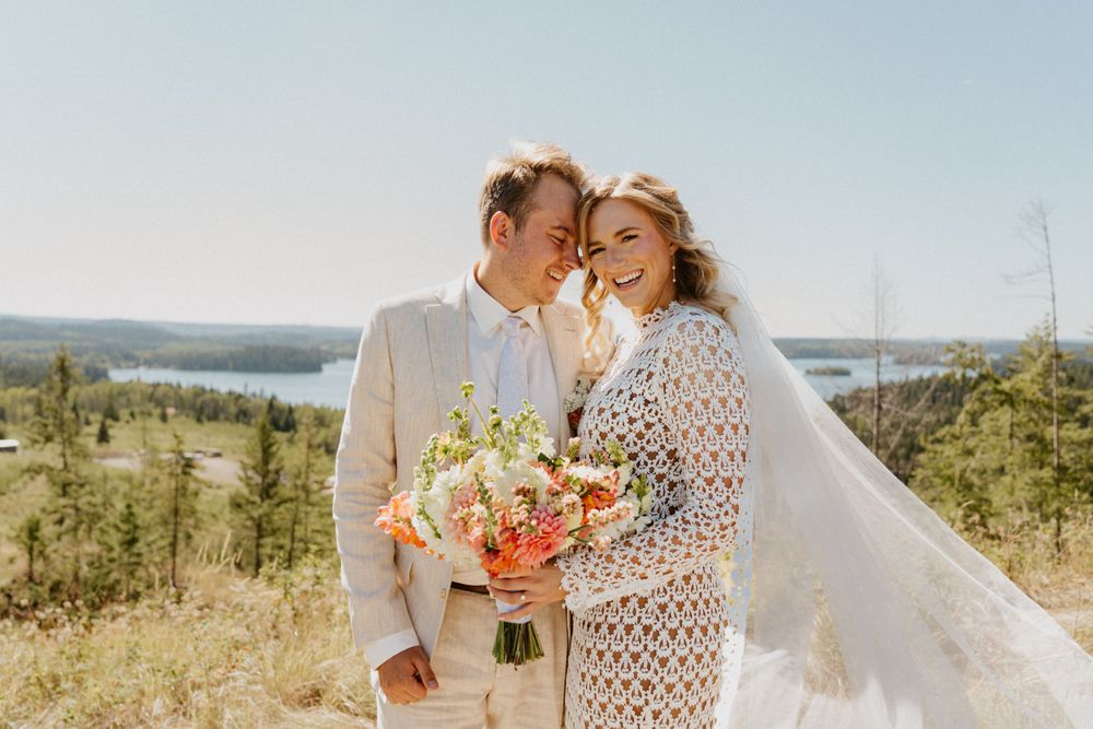 Kamloops wedding photographers ~ Capturing the fun and in love in Kamloops BC