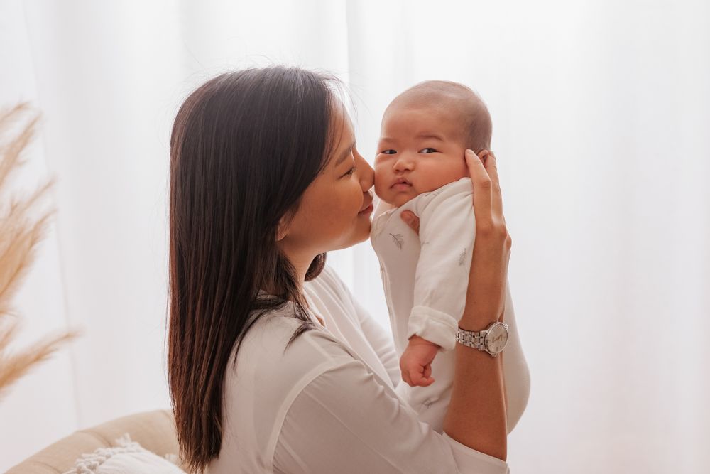 newborn and family photographer in Wellington