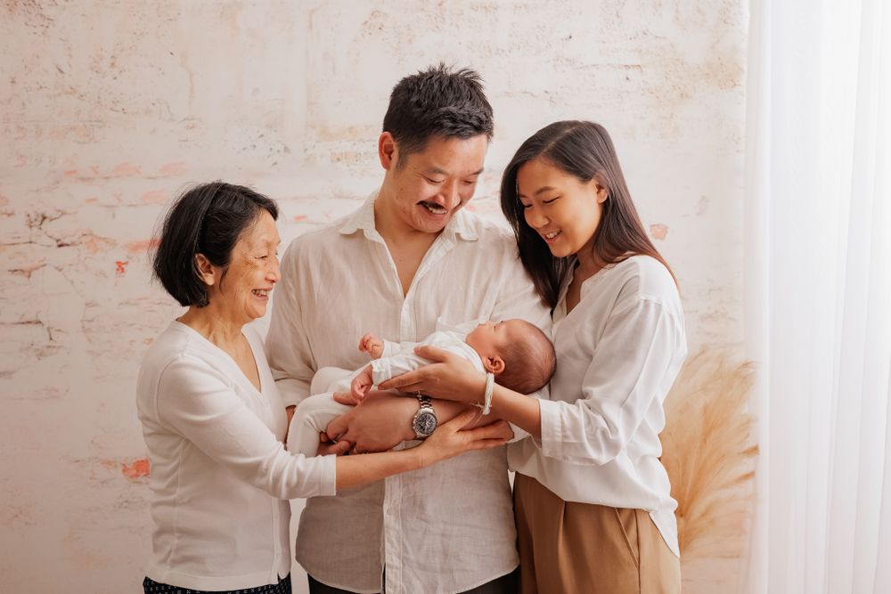 newborn and family photographer in Wellington