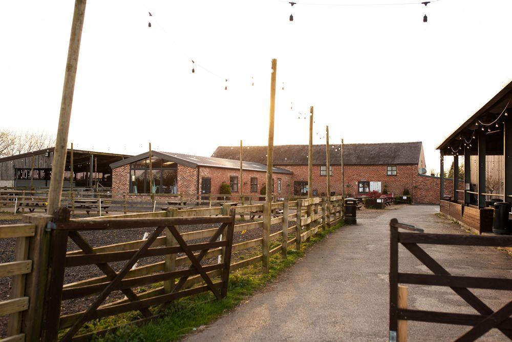 Wedding reception & 40th birthday party at The Hayloft Widnes Great Sankey Photographed by Little Wonderland Photography