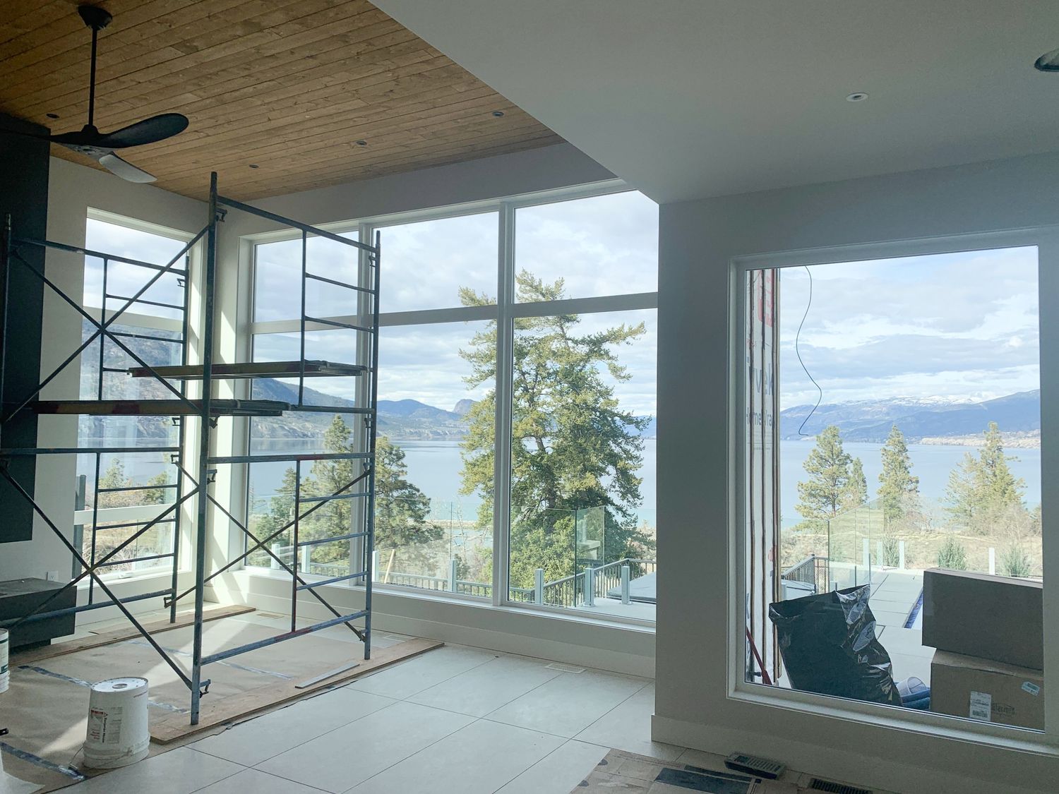 Summerland and Penticton window cleaning.  South Okanagan window cleaning.  Post construction window cleaning.