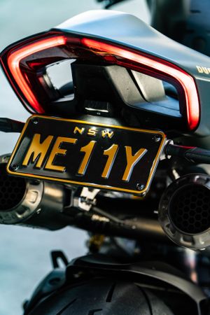 MellyDBiker by FXLSE Media - Wollongong and Sydney Australia based, professional motorsport and portrait photography service.