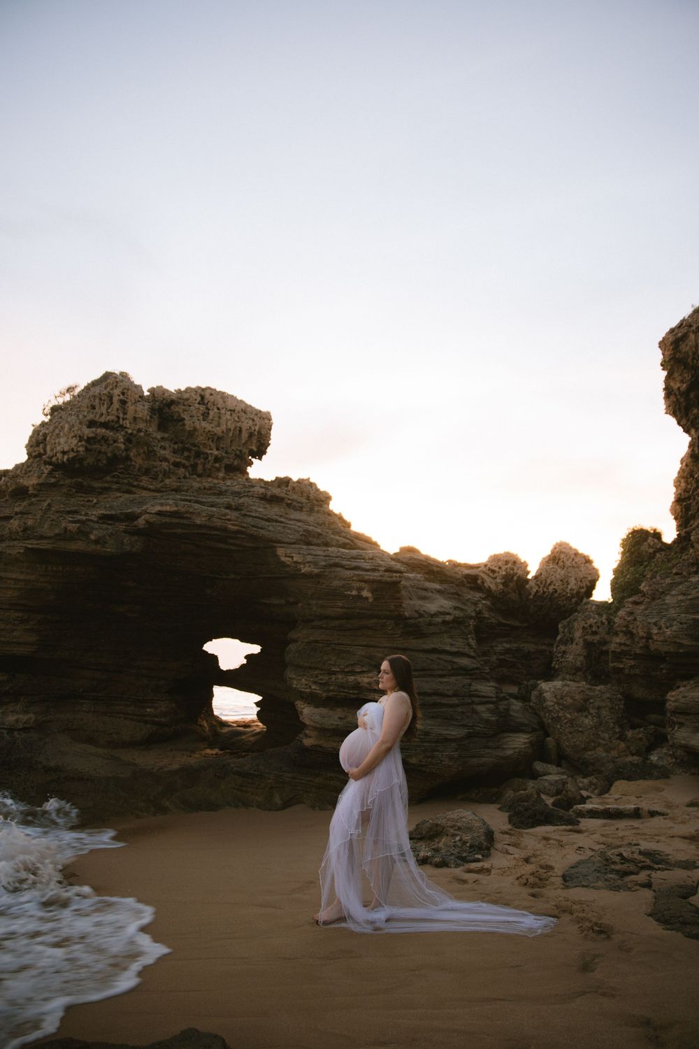 maternity photoshoot, beach maternity photoshoot, sunset beach maternity, Melbourne maternity photographer, beach photographer, family photo
