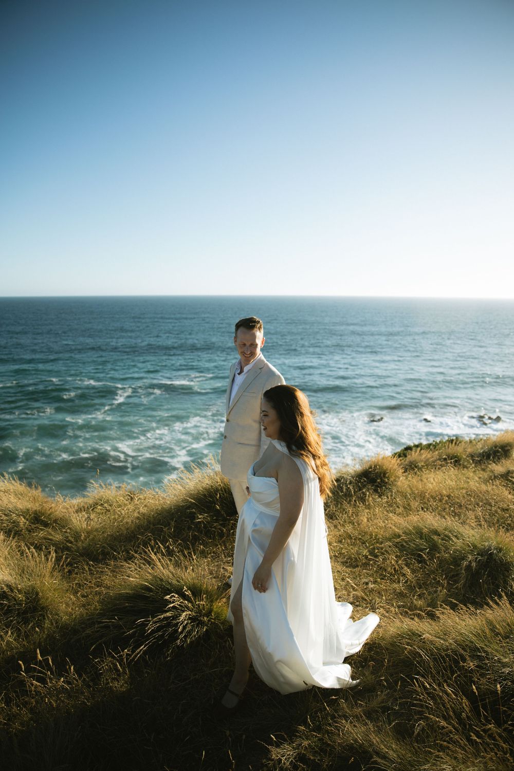 Cliffside wedding photography, coastal wedding photographer, ocean view ceremony, romantic cliffside elopement, Melbourne wedding photos